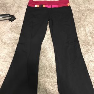 Lululemon yoga pants